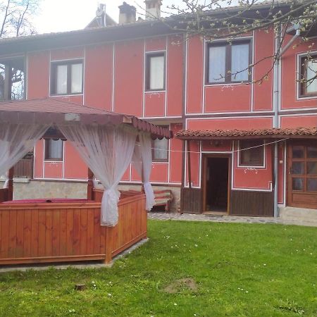 Стаи За Гости Дора Koprivshtitsa Buitenkant foto