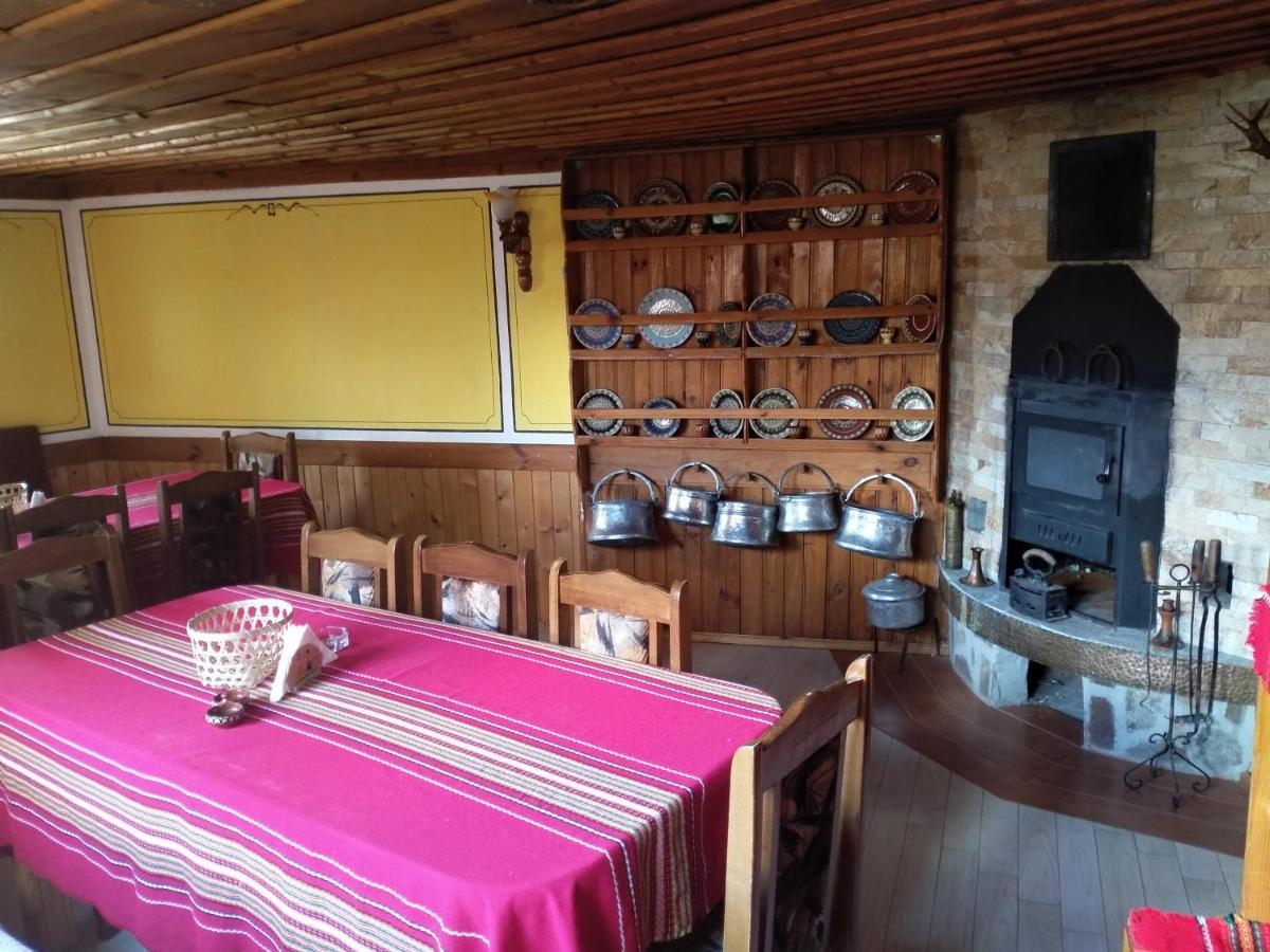 Стаи За Гости Дора Koprivshtitsa Buitenkant foto