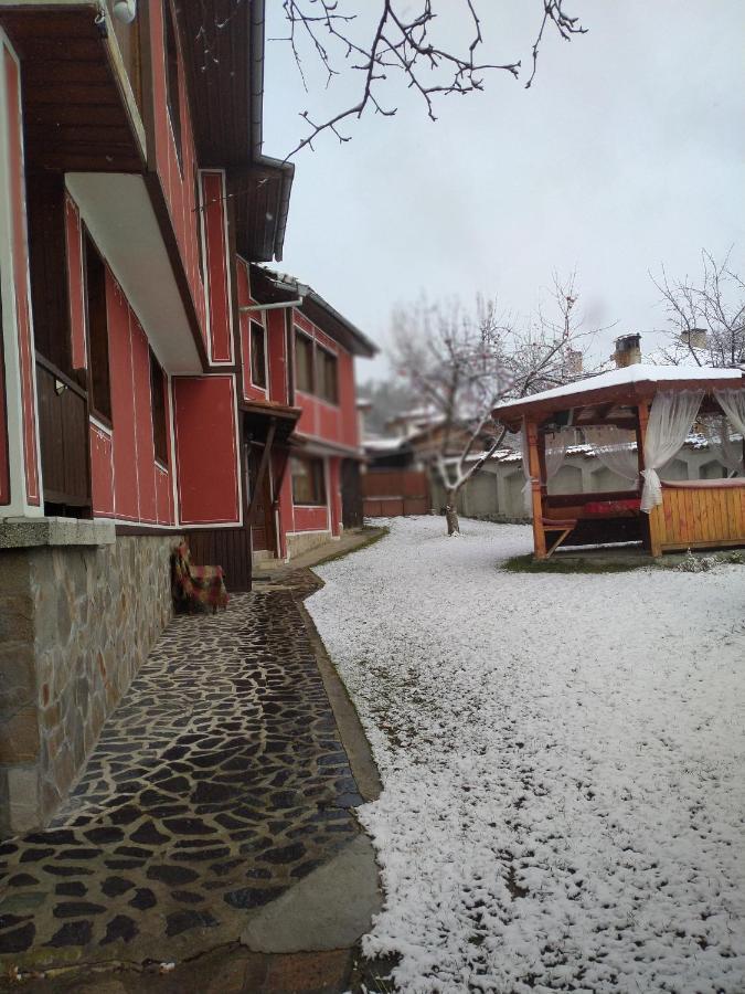 Стаи За Гости Дора Koprivshtitsa Buitenkant foto