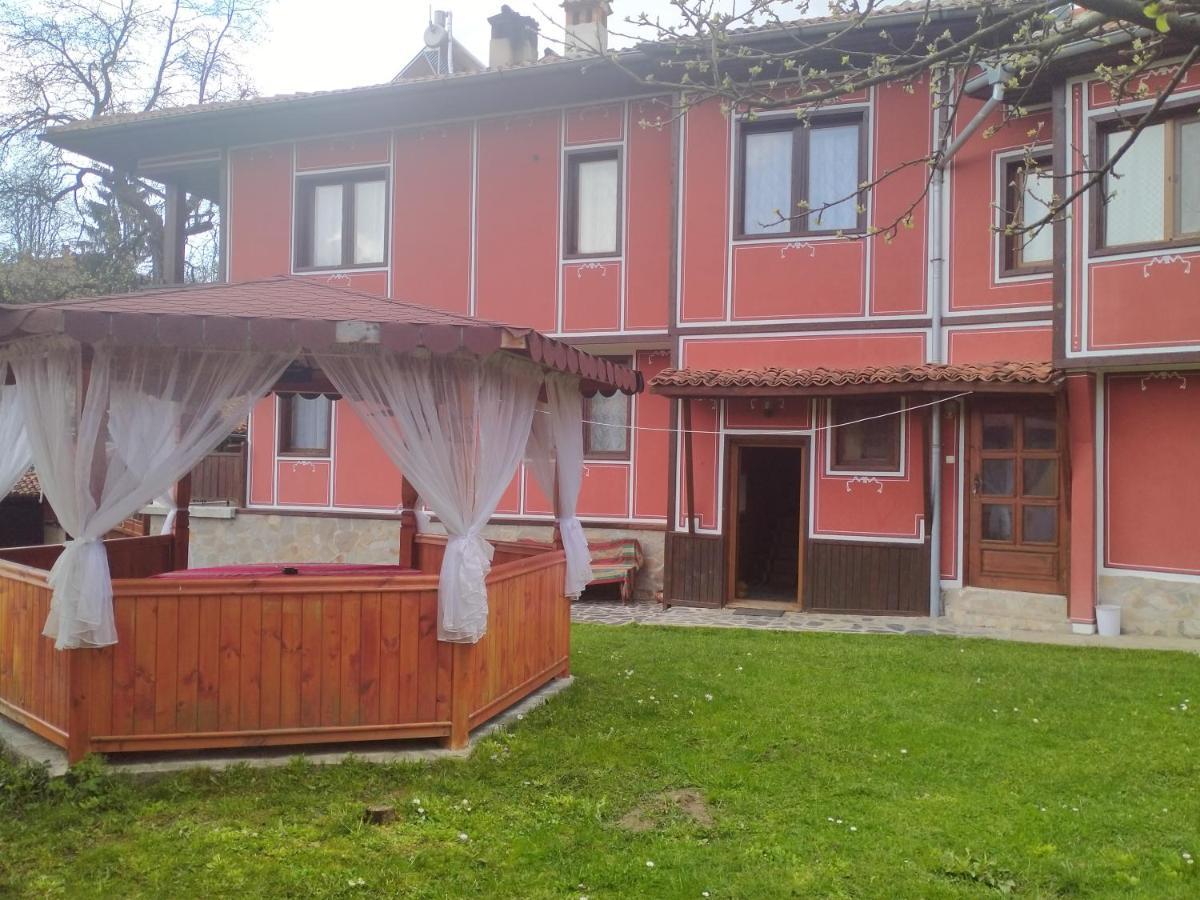 Стаи За Гости Дора Koprivshtitsa Buitenkant foto